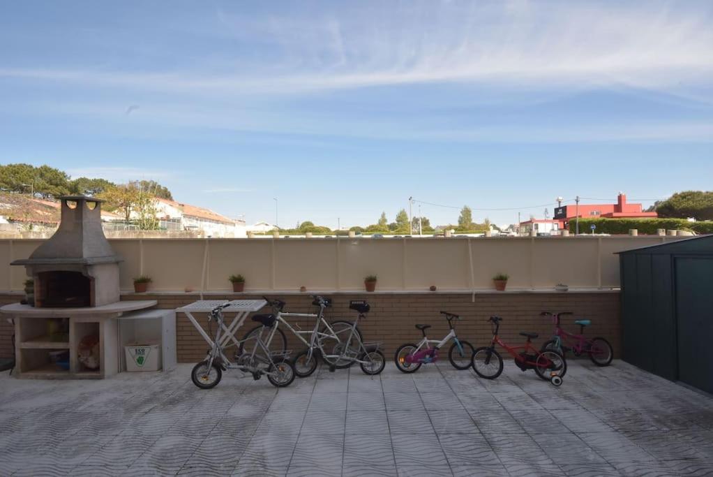 Rocha'S Apartment Remodelado! Na Praia Com Terraco Vila Nova de Gaia Esterno foto